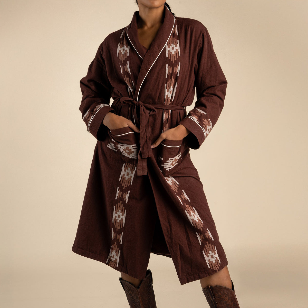 Sendero Provisions Co. Hacienda Robe