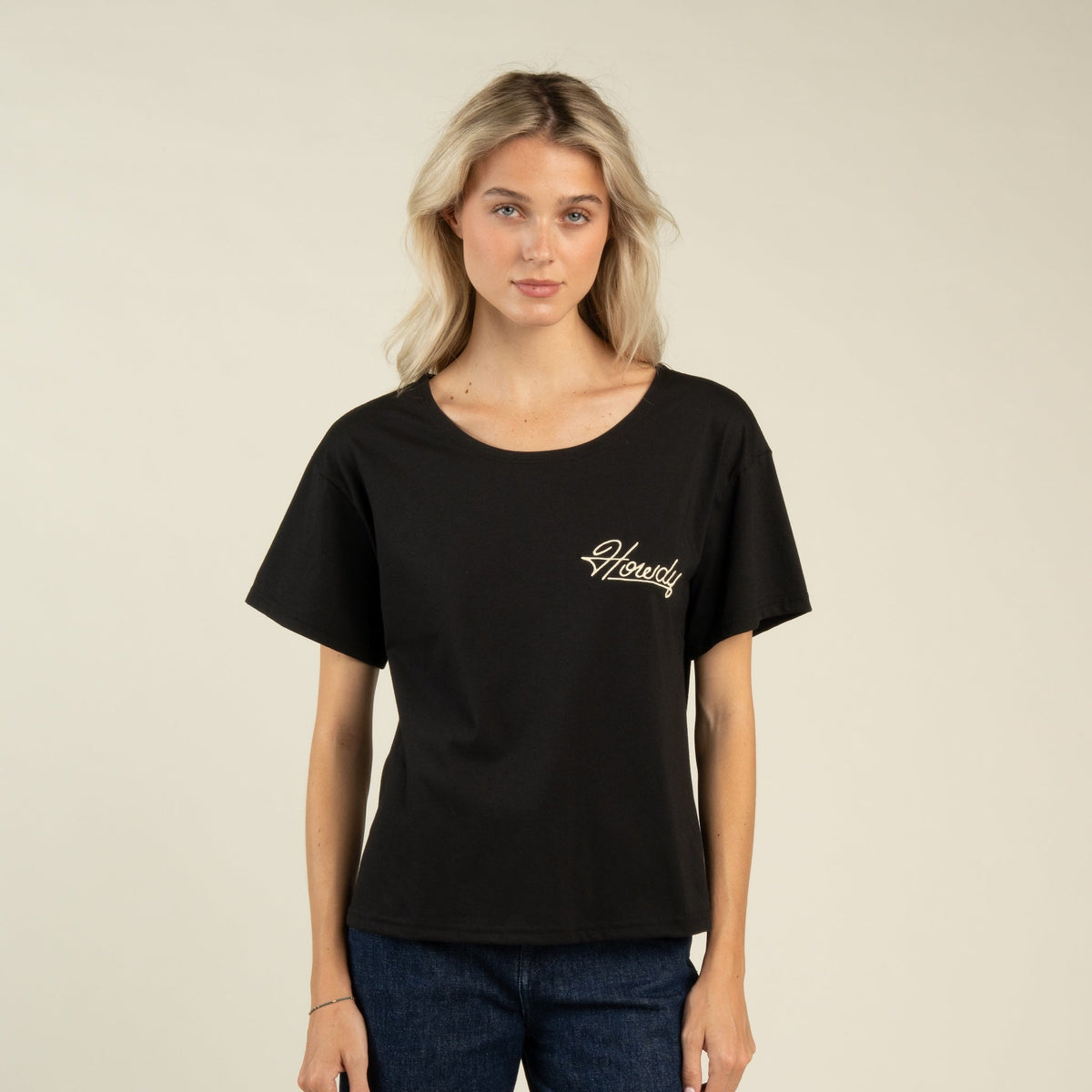 Sendero Provisions Co. Howdy Basic Tee